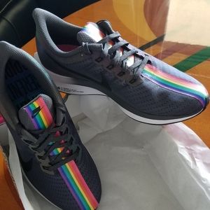 Nike Pegasus "BE TRUE", Brand New